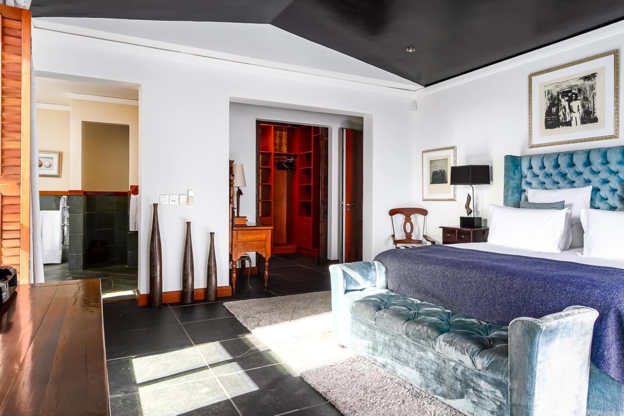 The Cape Bali Ocean View Villa, Camps Bay