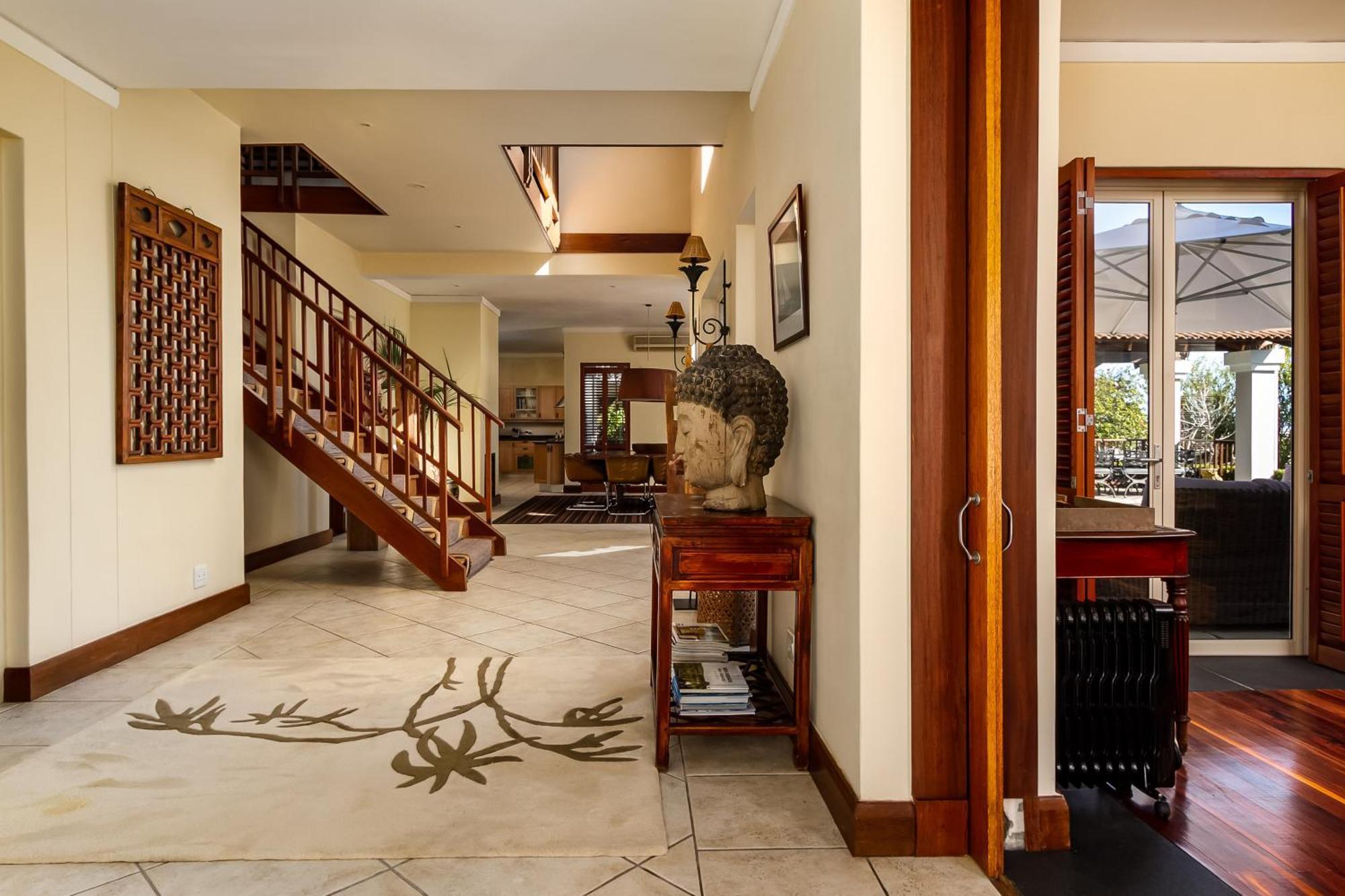 The Cape Bali Ocean View Villa, Camps Bay Villa