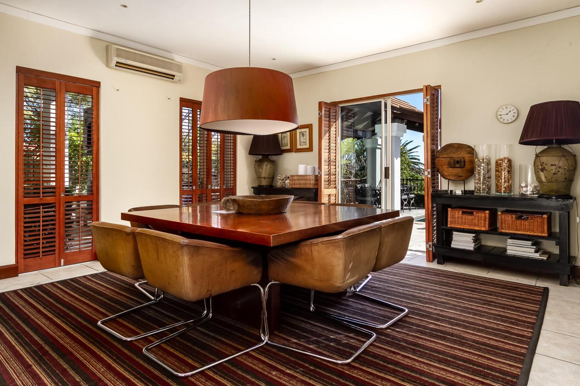 The Cape Bali Ocean View Villa, Camps Bay Kaapstad