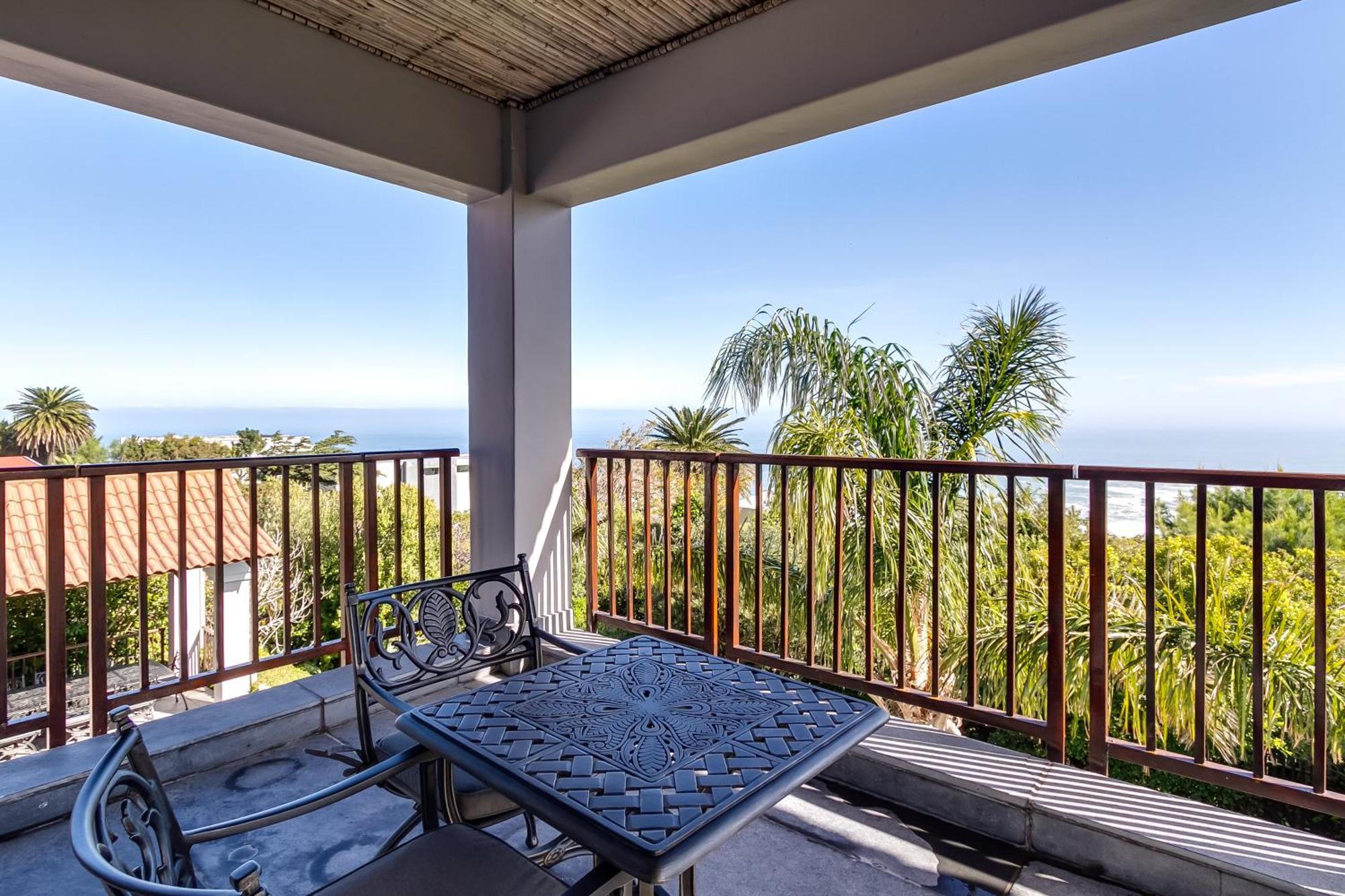 The Cape Bali Ocean View Villa, Camps Bay * Cape Town