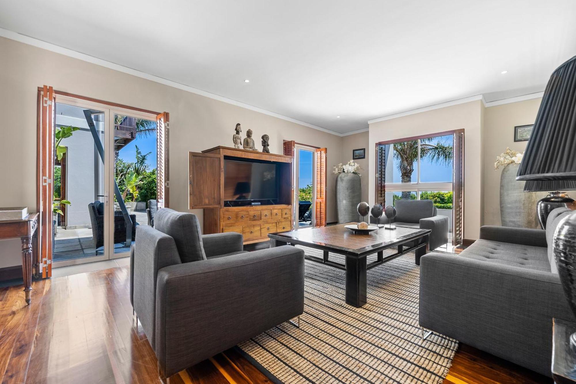 The Cape Bali Ocean View Villa, Camps Bay Villa *